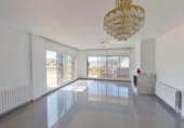 Chalet independiente con terreno en alquiler en la España, Viladecans, ref: TR404882 foto