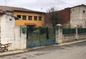 Загородный дом с участком на продажу в городе Vegas del Condado Фото