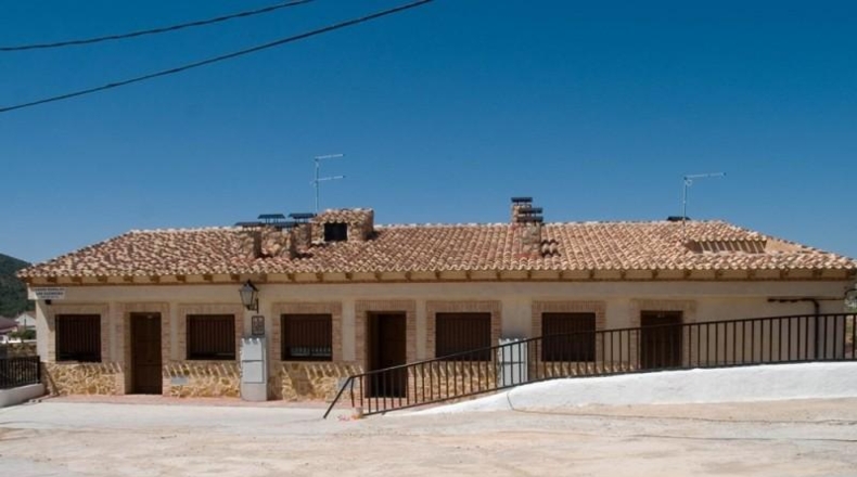 Albacete - Elche de la Sierra - 627m2
