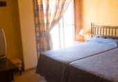 Chalet independiente con terreno en venta en la España, Elche de la Sierra, ref: TR198689 foto