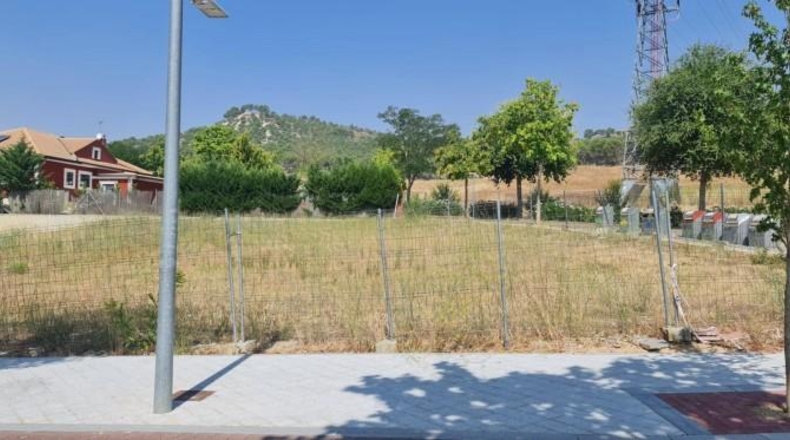 Valladolid - Arroyo de la Encomienda - 1346m2