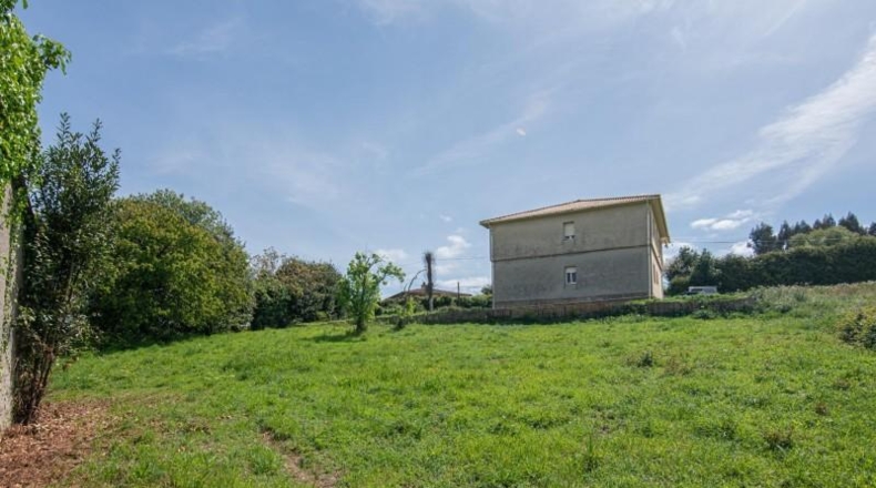 La Coruna - Cambre - 1643m2