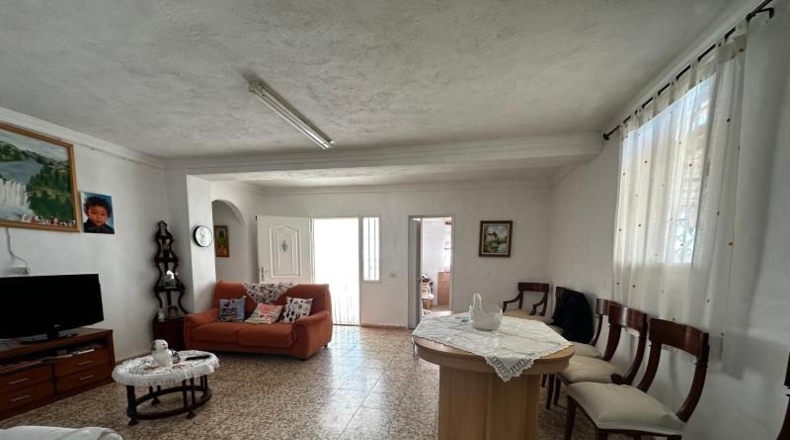 Valencia - Villamarchante - 1048m2