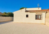 Xalet independent amb terreny en venda a la España, Torrevella, ref.: TR376358 foto