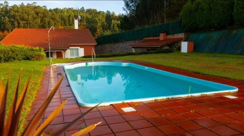 La Coruna - Abegondo - 2800m2