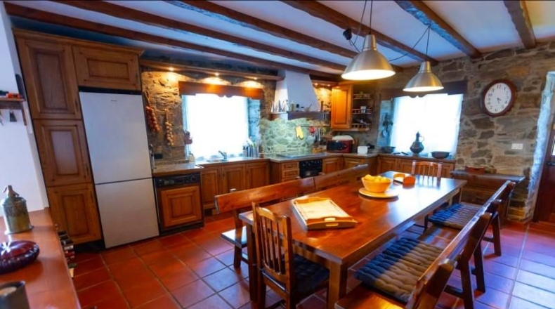La Coruna - Abegondo - 2800m2