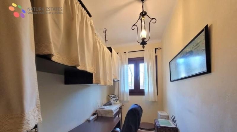 Almería - Ventanicas-El Cantal - 2680m2
