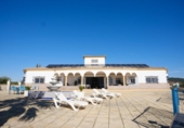 Chalet independiente con terreno en venta en la España, Lora del Río, ref: TR375170 foto