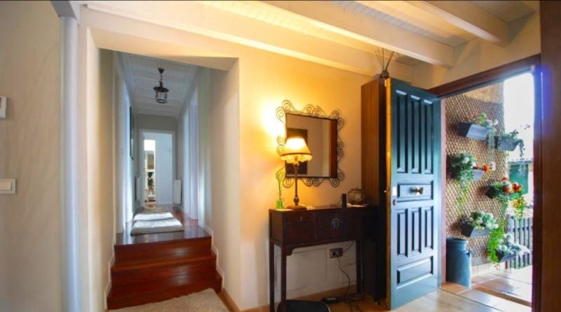 La Coruña - Santiago de Compostela - 1050m2