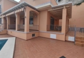 Chalet independiente con terreno en venta en la España, Málaga, ref: TR404899 foto