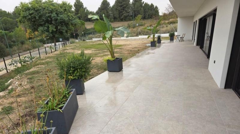Barcelona - Sant Esteve Sesrovires - 1500m2