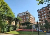Chalet independiente con terreno en venta en la España, Barcelona, ref: TR177810 foto