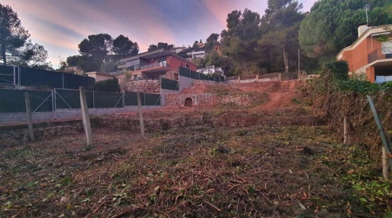 Barcelona - Pallejà - 641m2