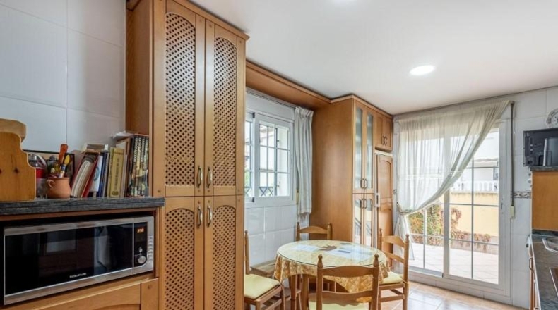 Granada - Peligros - 461m2