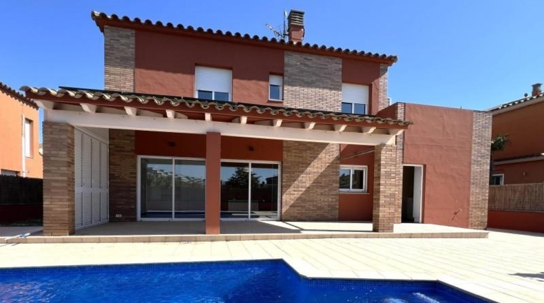 Gerona - Sant Pere Pescador - 399m2