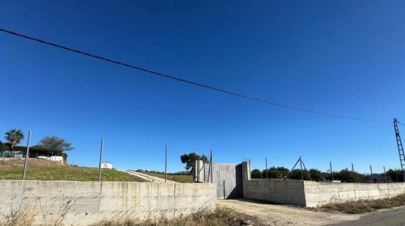 Málaga - Tolox - 5000m2