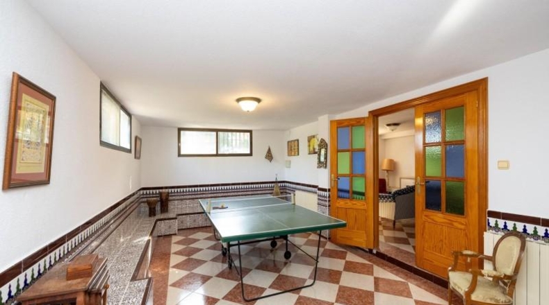 Granada - Villa de Otura - 1145m2