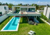 Chalet independiente con terreno en venta en Bétera ref: TR111663 foto