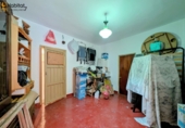 Дом с участком на продажу в городе Loja. Фото