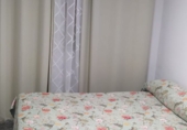 Отдельно стоящий дом с участком на продажу в городе Mengíbar. Фото