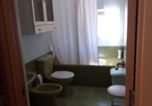 Загородный дом с участком на продажу в городе Кордова. Фото