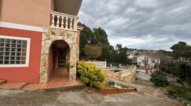Barcelona - Vallirana - 1339m2