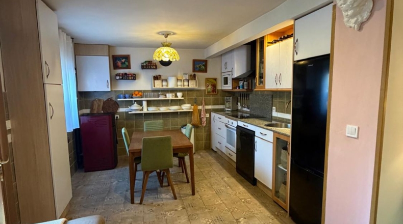Cantabria - Bárcena de Cicero - 240m2