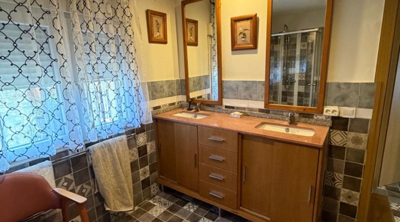 Cantabria - Bárcena de Cicero - 240m2