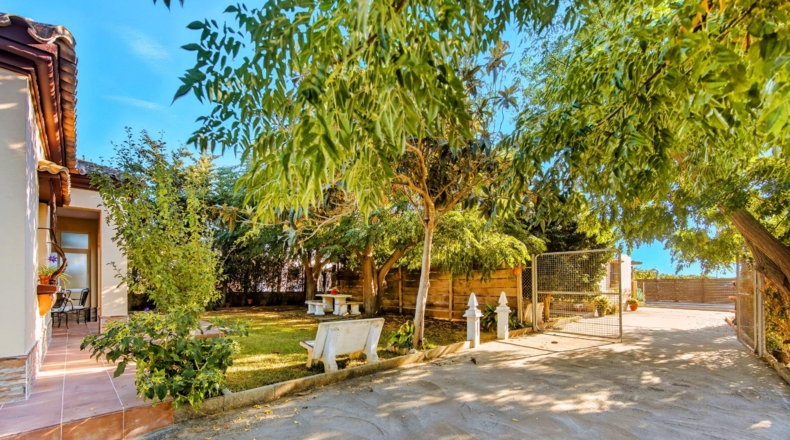 Cádiz - Chiclana de la Frontera - 8320m2