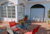 Chalet independiente con terreno en venta en Chiclana de la Frontera ref: TR406345 foto