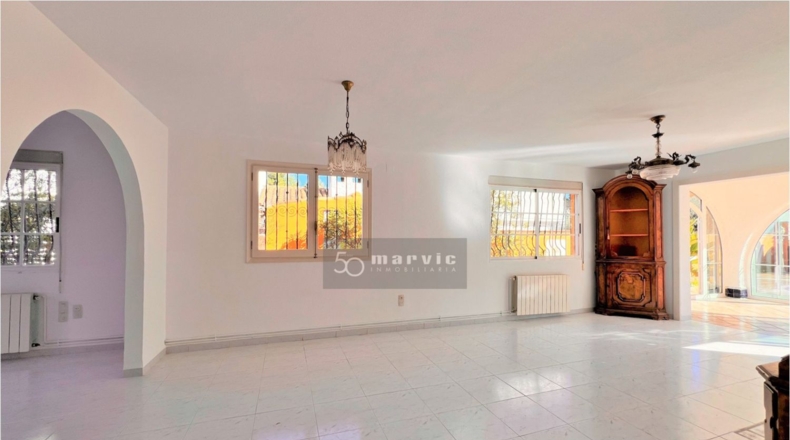 Castellón - Benicasim - 375m2