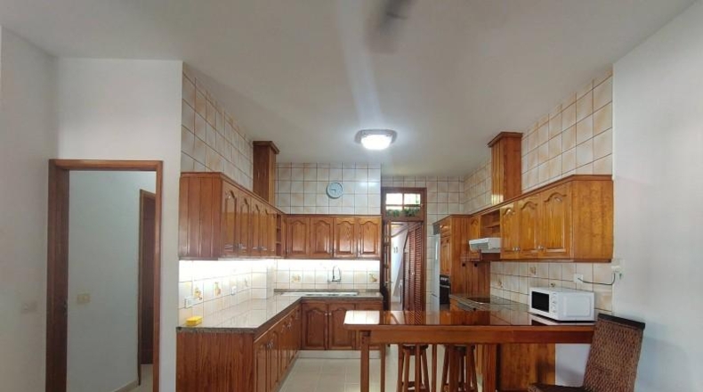 Las Palmas - San Bartolomé de Tirajana - 180m2