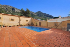 Barx 826&nbsp;m²