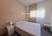 Отдельно стоящий дом с участком на продажу в городе Castellet Фото