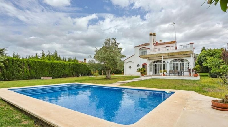 Sevilla - Palomares del Río - 1021m2