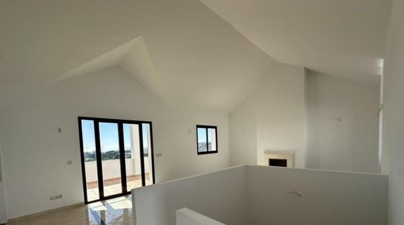 Малага - Casares - 244m2
