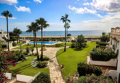 Chalet adosado con terreno en venta en Casares ref: TR404947 foto