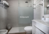 Chalet adosado con terreno en venta en Casares ref: TR404947 foto