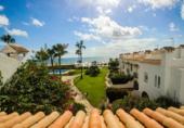 Chalet adosado con terreno en venta en Casares ref: TR404947 foto