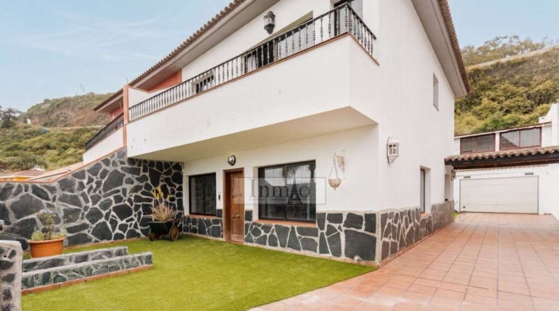 Santa Creu de Tenerife - El Sauzal - 180m2