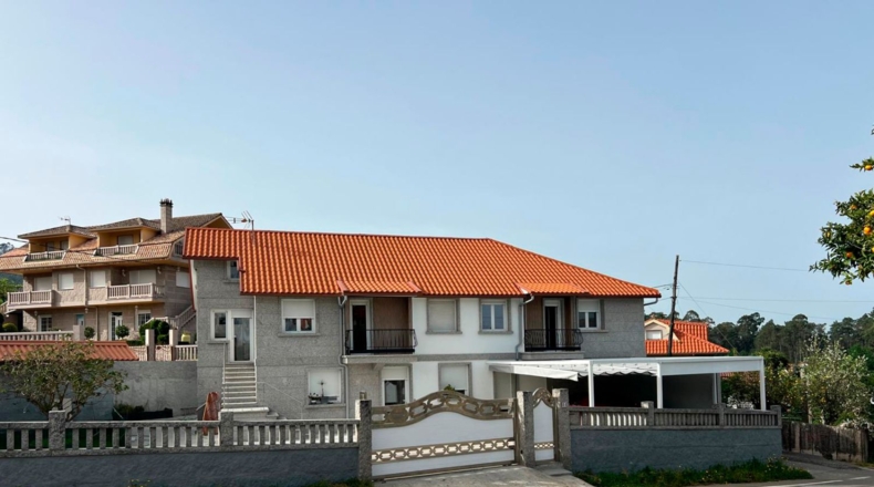Pontevedra - O Porriño - 597m2