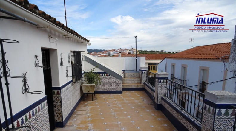 Badajoz - Jerez de los Caballeros - 75m2