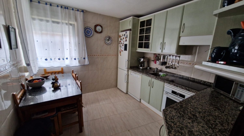 León - San Andrés del Rabanedo - 205m2