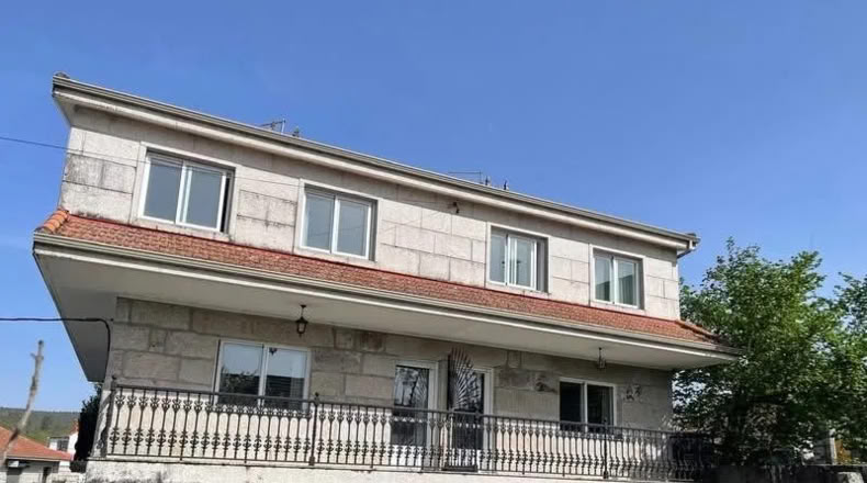 Orense - O Irixo - 461m2