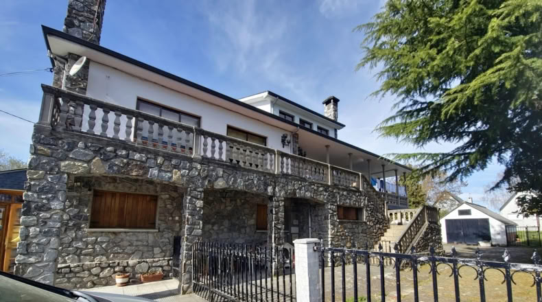 Orense - A Pobra de Trives - 10000m2