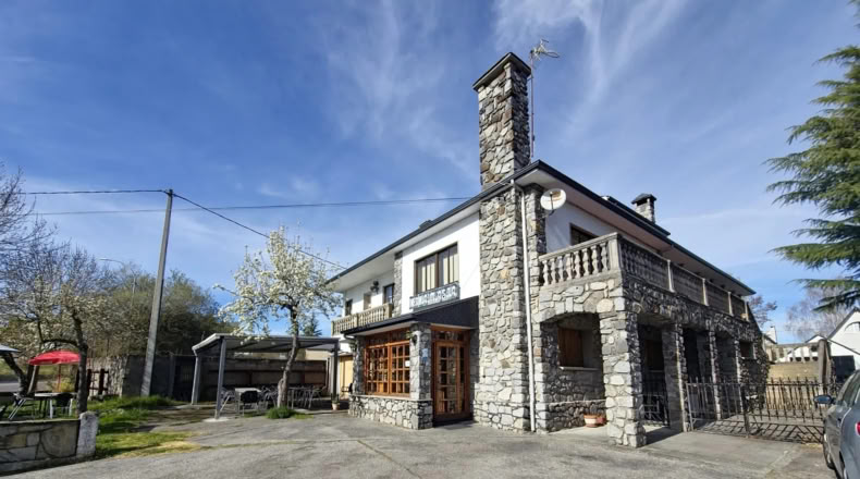 Orense - A Pobra de Trives - 10000m2