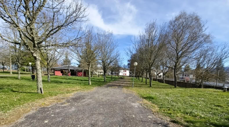 Orense - A Pobra de Trives - 10000m2