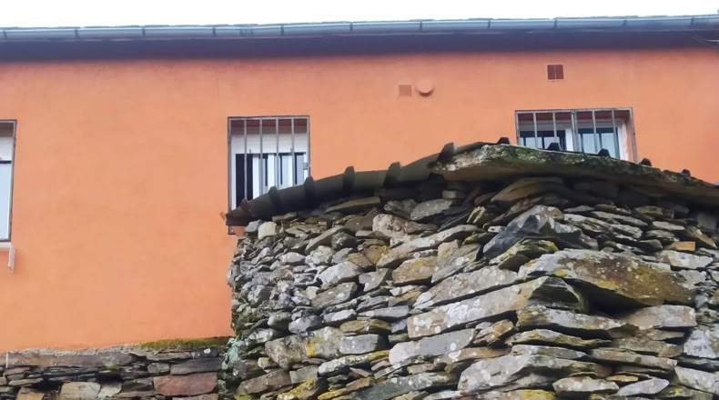 Orense - Vilariño de Conso - 200m2