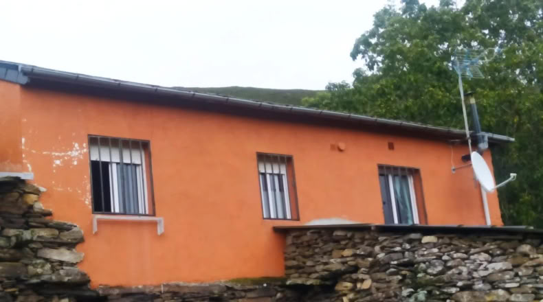 Orense - Vilariño de Conso - 200m2