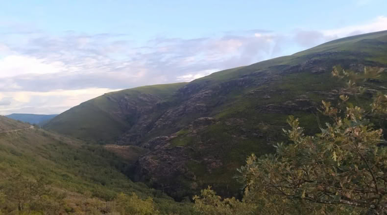 Orense - Vilariño de Conso - 200m2